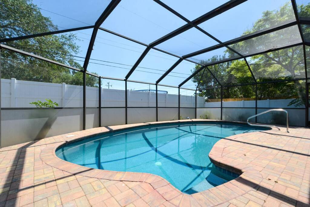 Cozy, Fido-Friendly Pool Home Just 4 Miles To The Beach! Венис Экстерьер фото